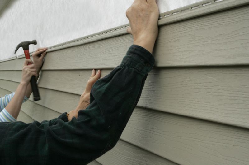 Vinyl Siding Repair Image 6
