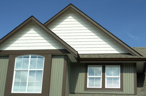 Cost of Vertical Vinyl Siding Repair in Heber City